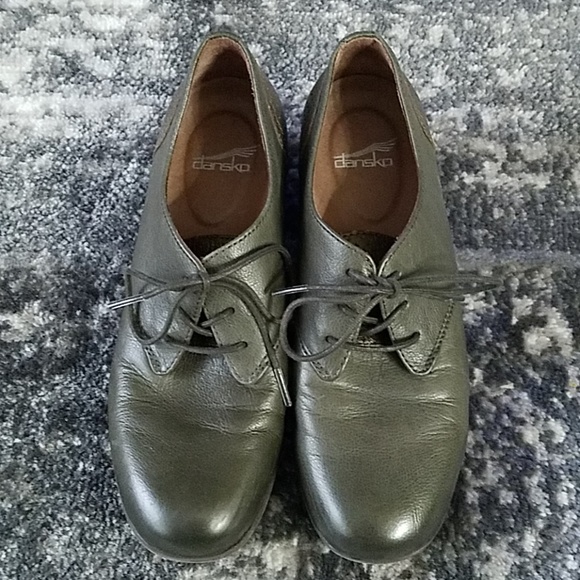 dansko oxfords